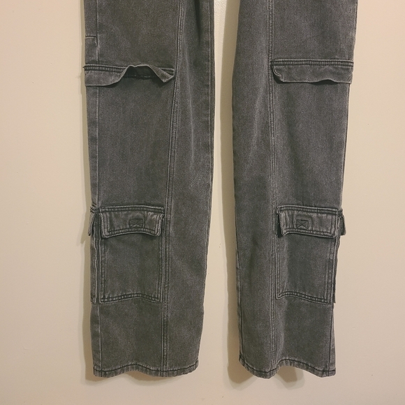 Pretty Little Thing | Women's Black High Waist Cargo Jeans (Size 4) - Picture 10 of 14